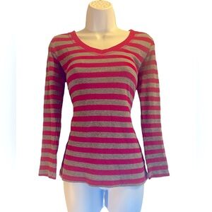 NWOT. Made For Me To Look A. Women Thermal Long Sleeve Pink and Grey Top Size L.